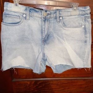*NEVER WORN* Blank NYC The Fulton Roll Up Shorts